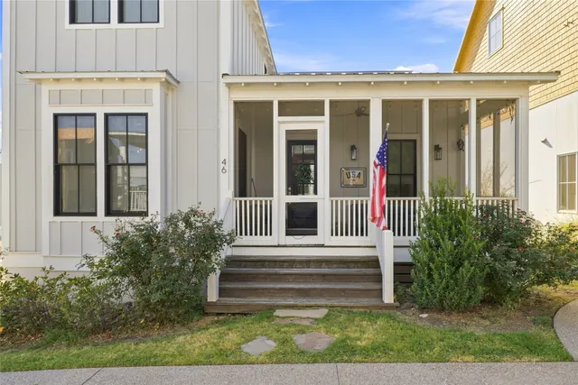 Photo 2 — 46 Center Lane N, Carlton Landing, OK 74432