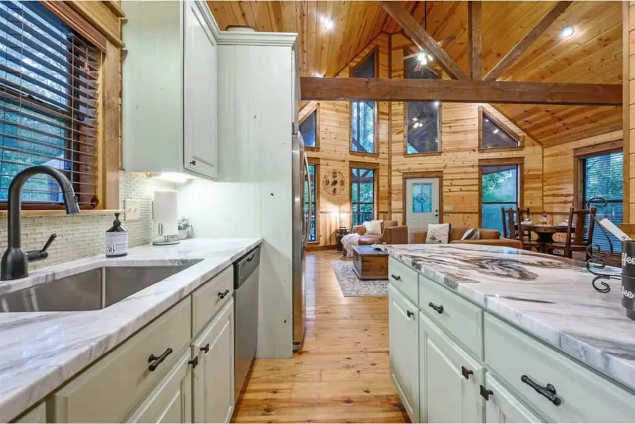 Photo 11 — 237 High Peak Trail, Broken Bow, OK 74728