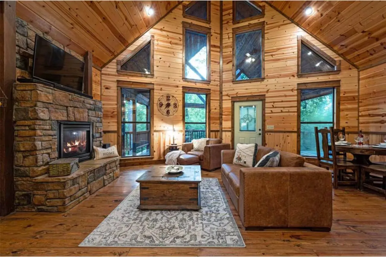 Photo 3 — 237 High Peak Trail, Broken Bow, OK 74728