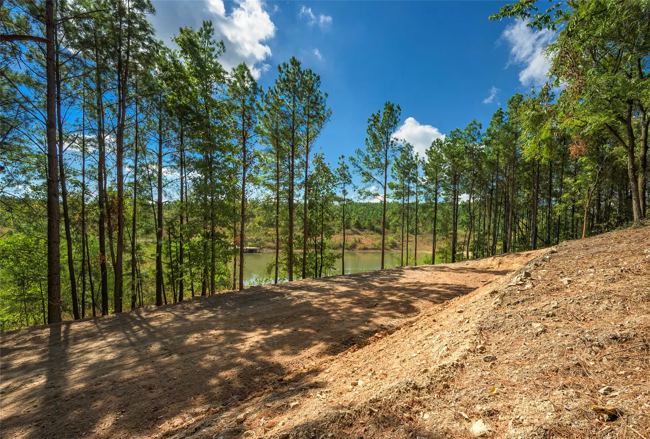 Photo 2 — 256 Woodsman, Broken Bow, OK 74728