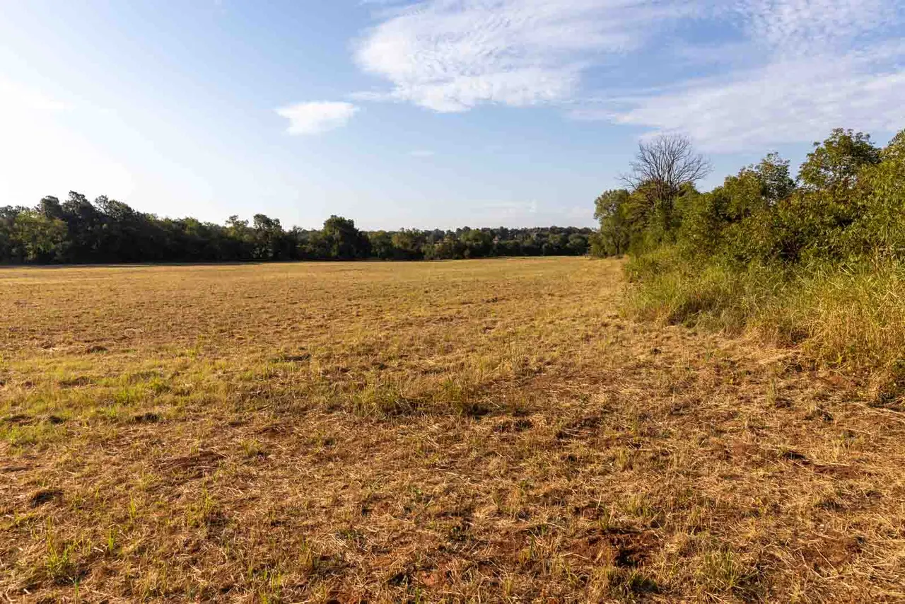 Photo 11 — 23 S Westminster Boulevard, Guthrie, OK 73044
