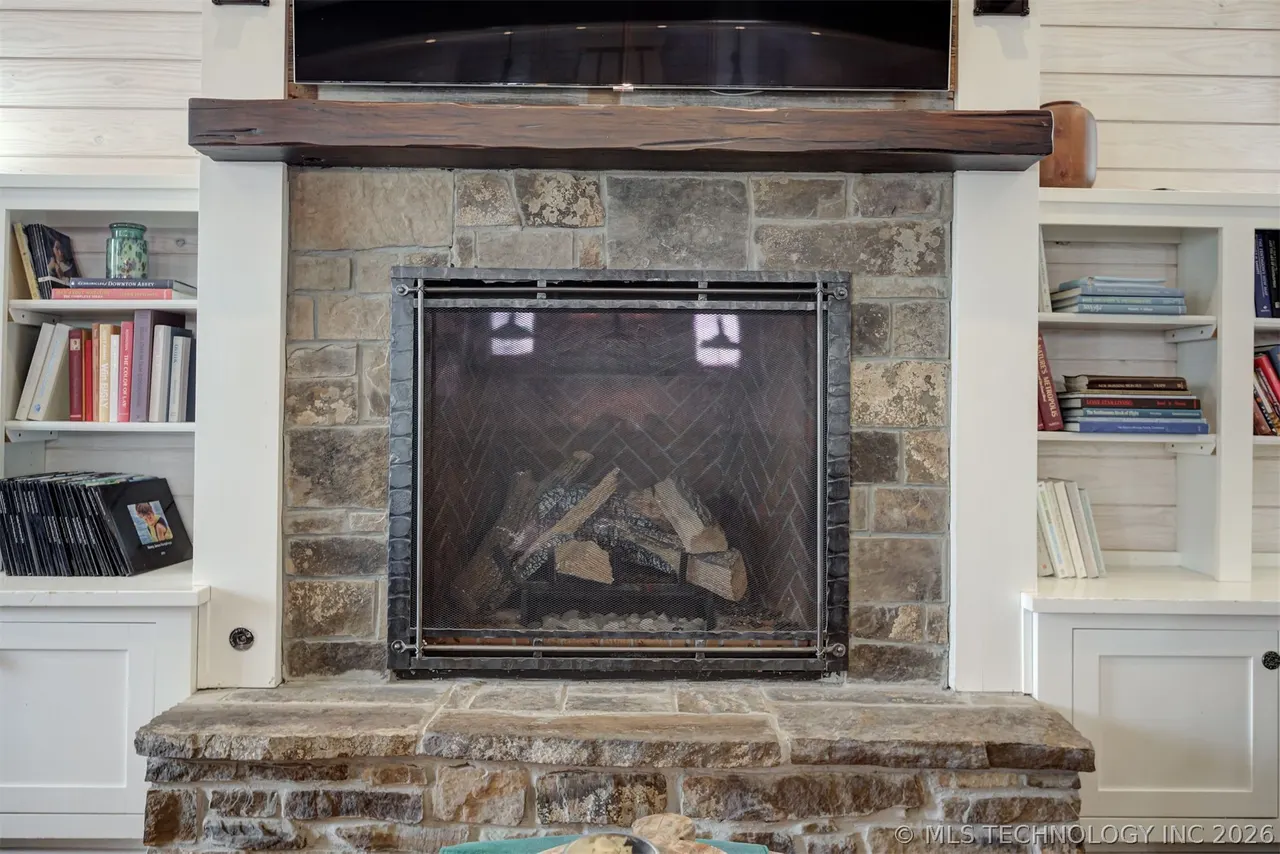 Photo 11 — 31 Boulevard, Carlton Landing, OK 74432