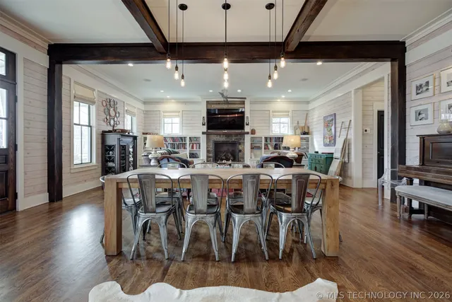Photo 3 — 31 Boulevard, Carlton Landing, OK 74432