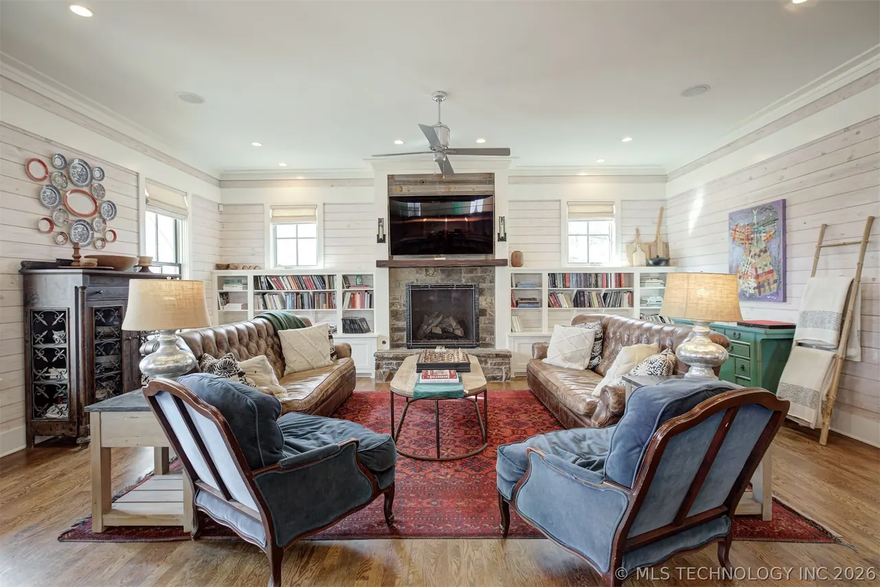 Photo 7 — 31 Boulevard, Carlton Landing, OK 74432