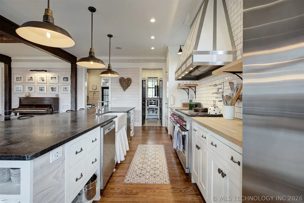 Photo 18 — 31 Boulevard, Carlton Landing, OK 74432