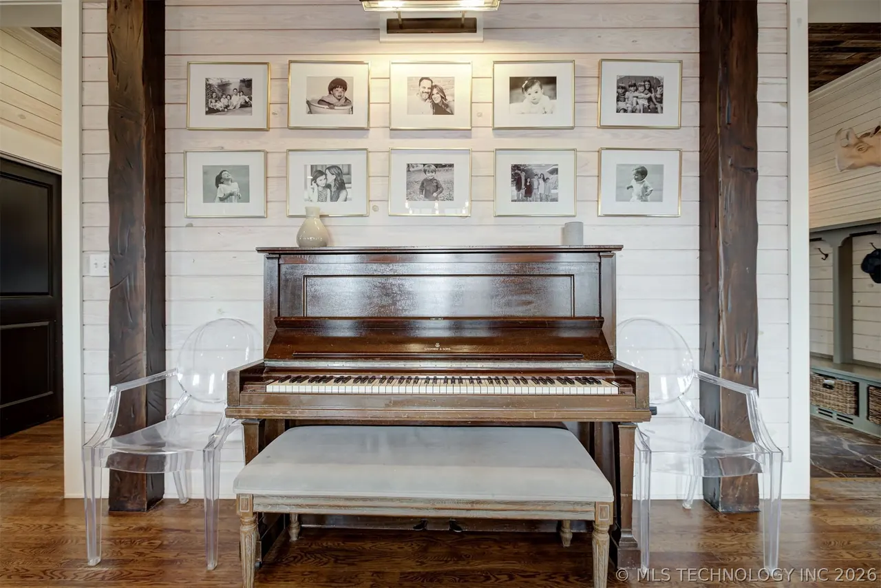 Photo 13 — 31 Boulevard, Carlton Landing, OK 74432