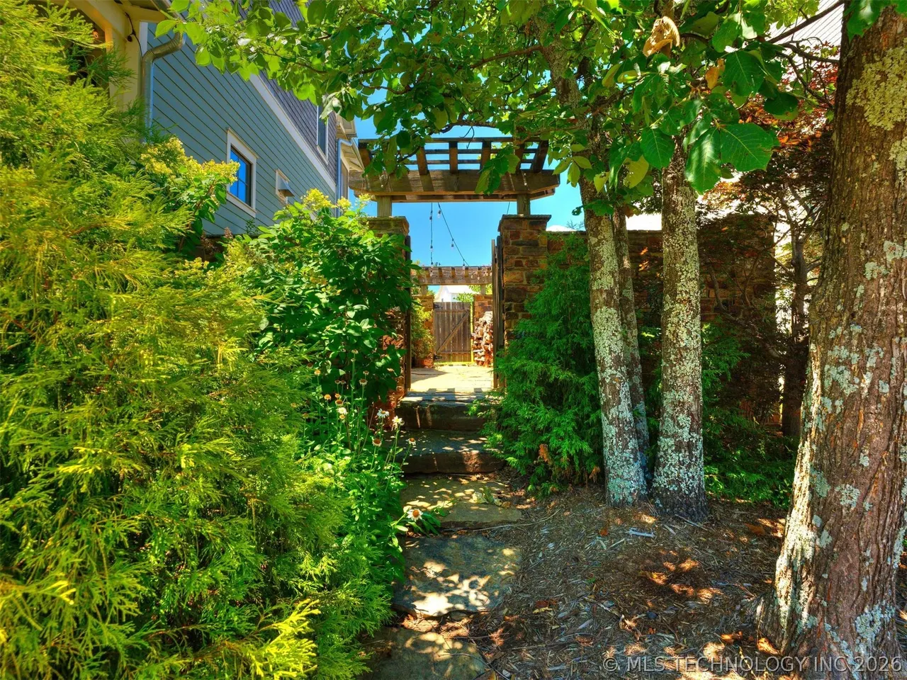Photo 78 — 31 Boulevard, Carlton Landing, OK 74432