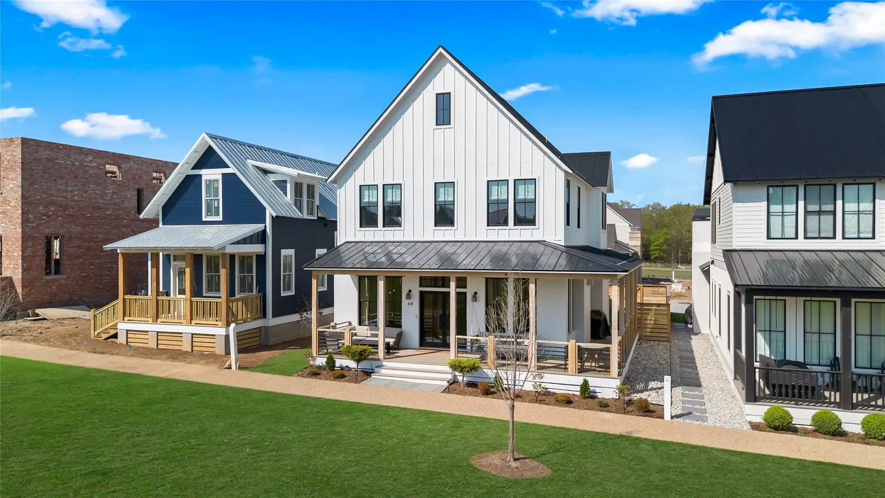Front exterior — 64 N Center Lane, Carlton Landing, OK 74432