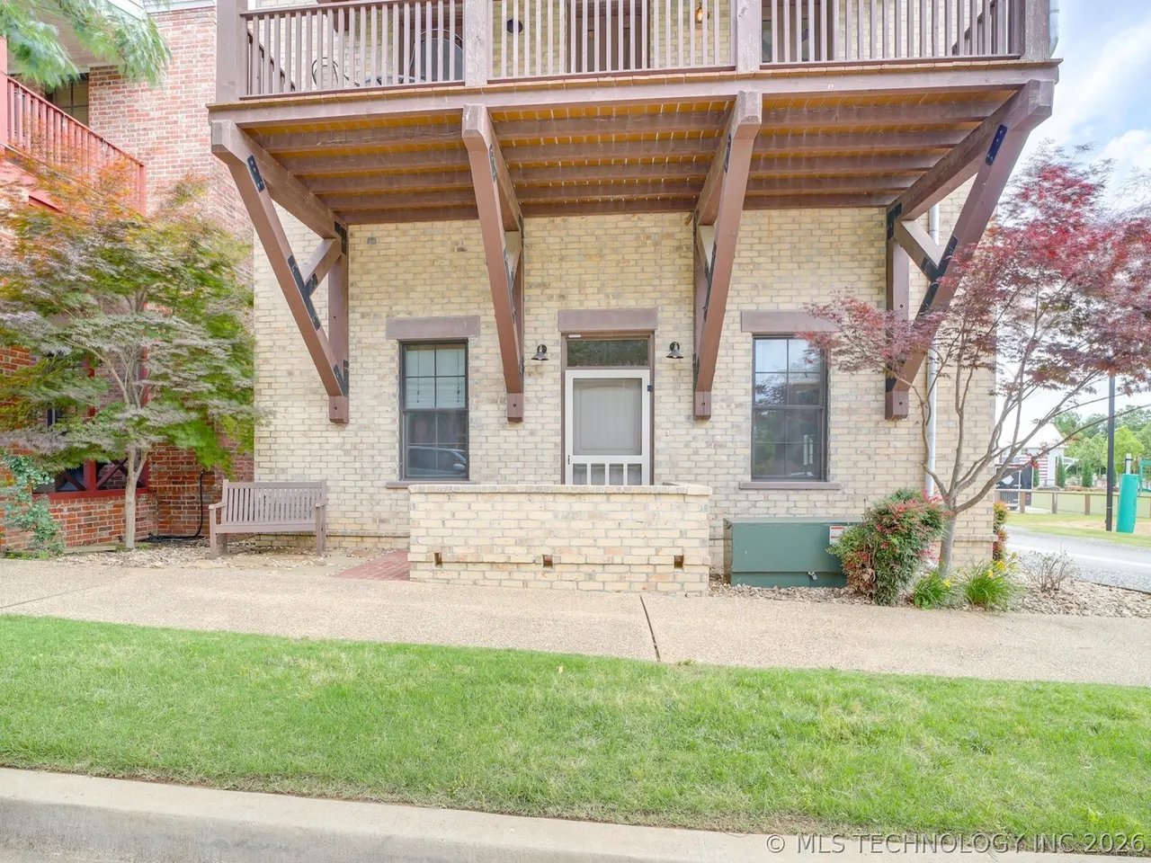 Photo 2 — 29 Park Street, Carlton Landing, OK 74432