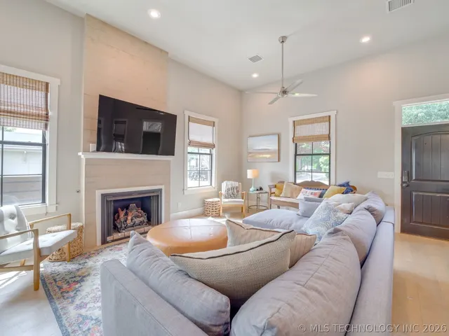 Photo 7 — 29 Park Street, Carlton Landing, OK 74432