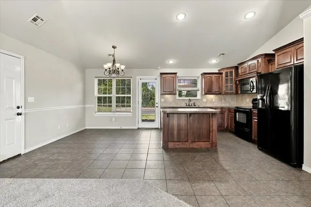 Photo 8 — 18894 S Birch Hollow Way, Claremore, OK 74017