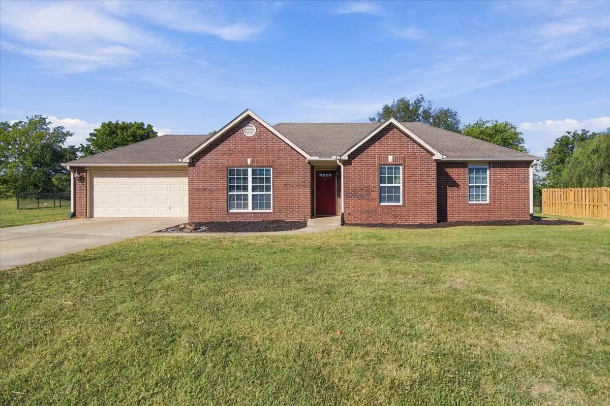 Photo 2 — 18894 S Birch Hollow Way, Claremore, OK 74017