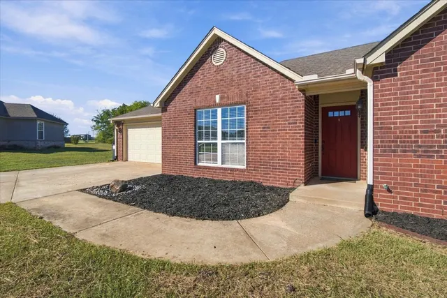Photo 3 — 18894 S Birch Hollow Way, Claremore, OK 74017