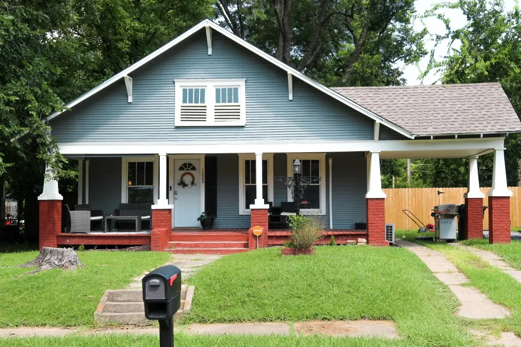 Front exterior — 1222 N F Street, Muskogee, OK 74403