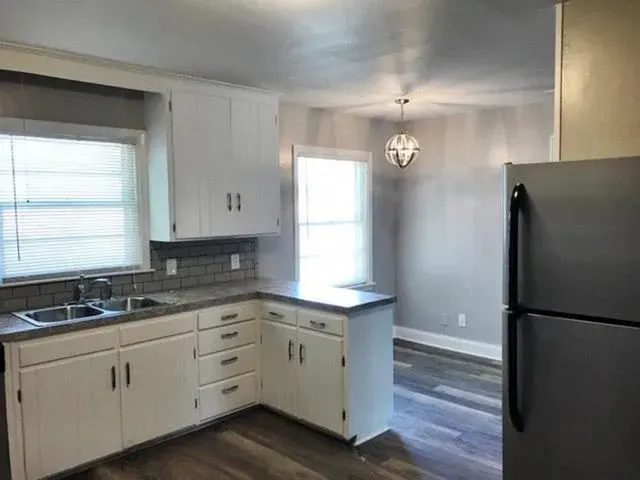 Photo 5 — 2533 E 7th Street, Tulsa, OK 74104
