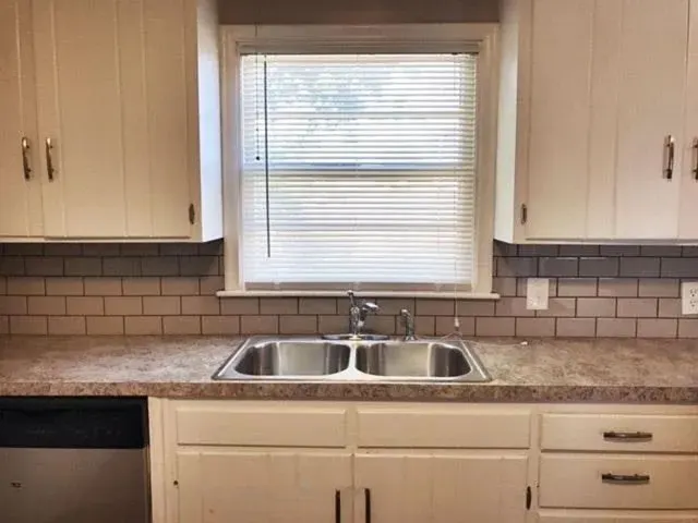Photo 4 — 2533 E 7th Street, Tulsa, OK 74104