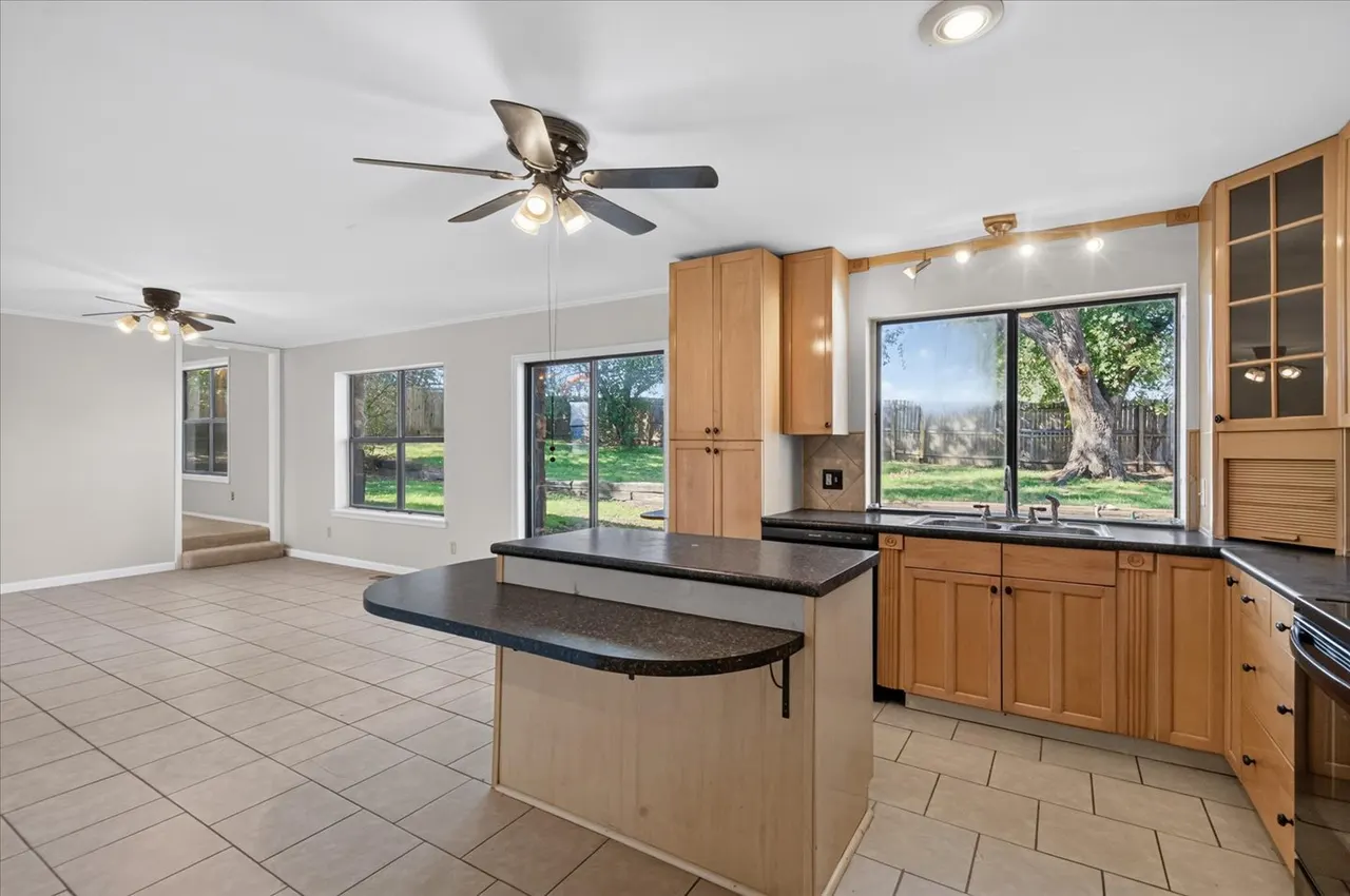 Photo 13 — 223 SE Quail Ridge Loop, Bartlesville, OK 74006