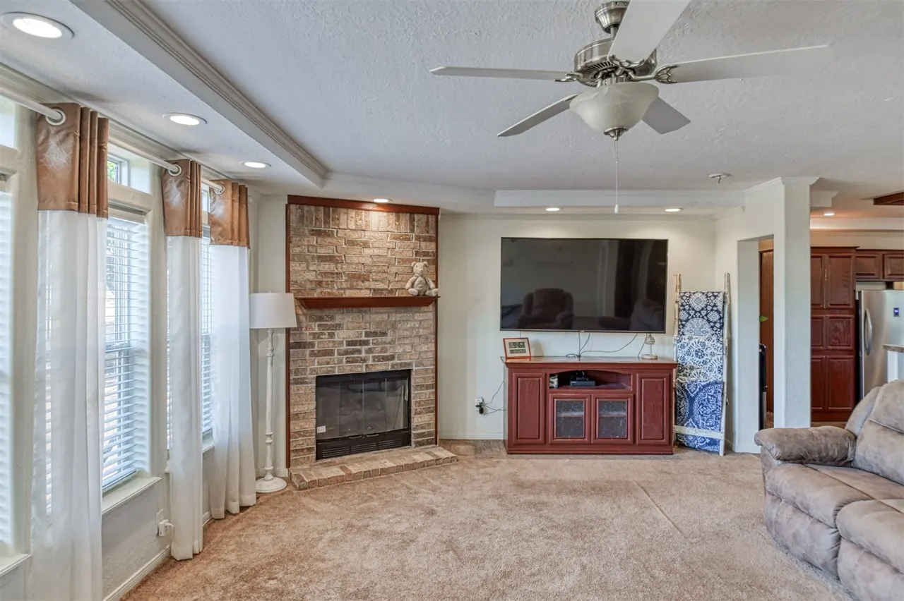 Photo 11 — 20926 E Ranch Lane E, Blanchard, OK 73010