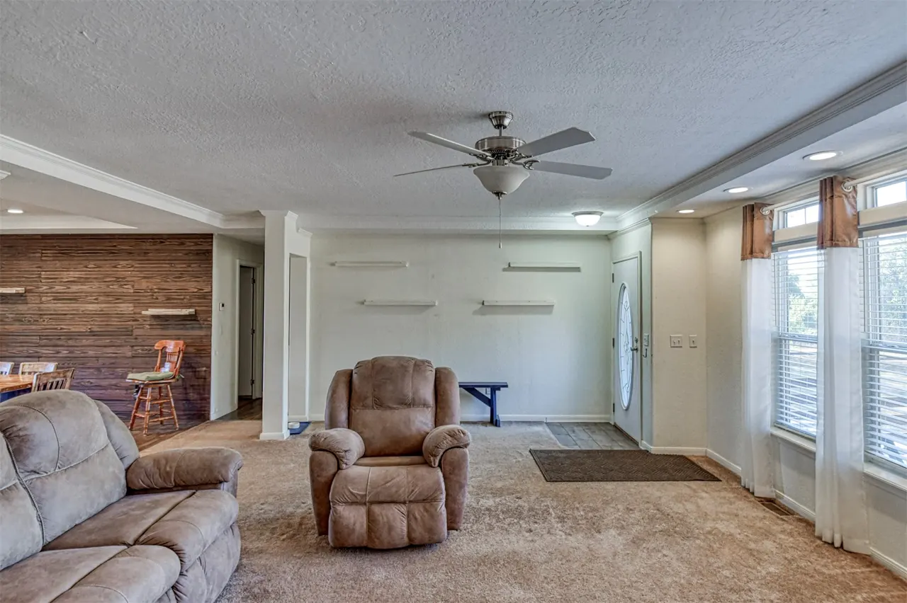 Photo 13 — 20926 E Ranch Lane E, Blanchard, OK 73010