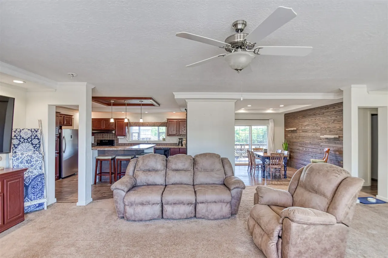 Photo 14 — 20926 E Ranch Lane E, Blanchard, OK 73010