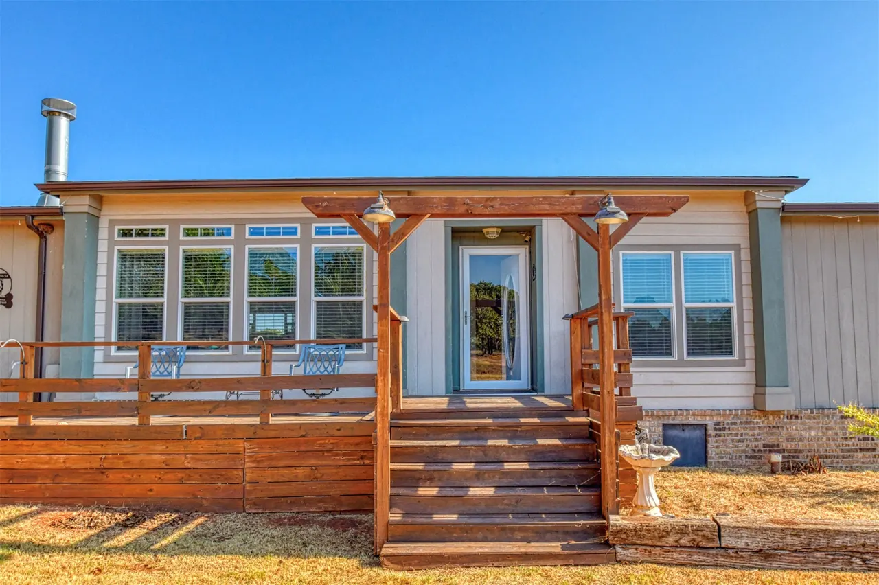 Photo 3 — 20926 E Ranch Lane E, Blanchard, OK 73010