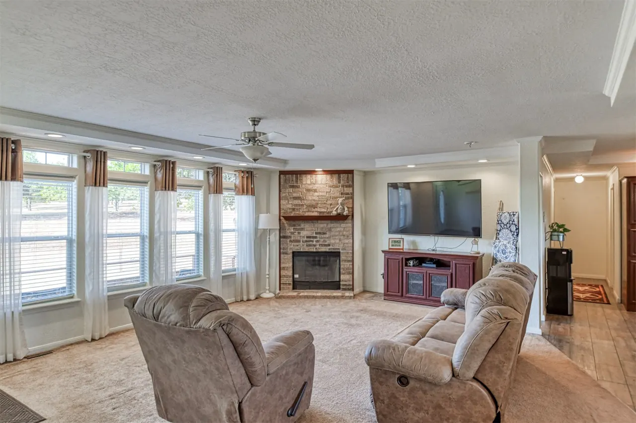 Photo 10 — 20926 E Ranch Lane E, Blanchard, OK 73010
