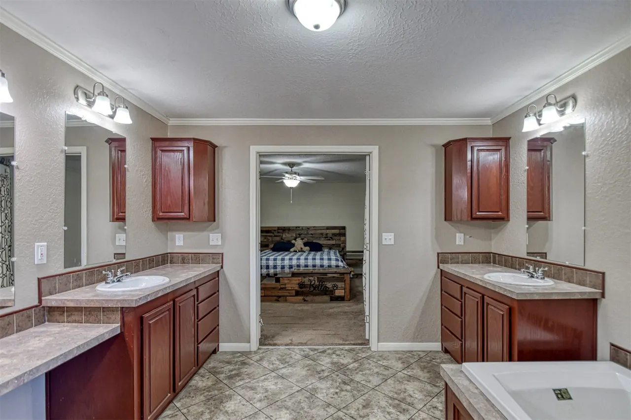 Photo 36 — 20926 E Ranch Lane E, Blanchard, OK 73010
