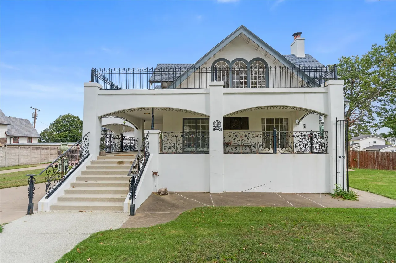 Photo 3 — 1220 S Cherokee Avenue, Bartlesville, OK 74003