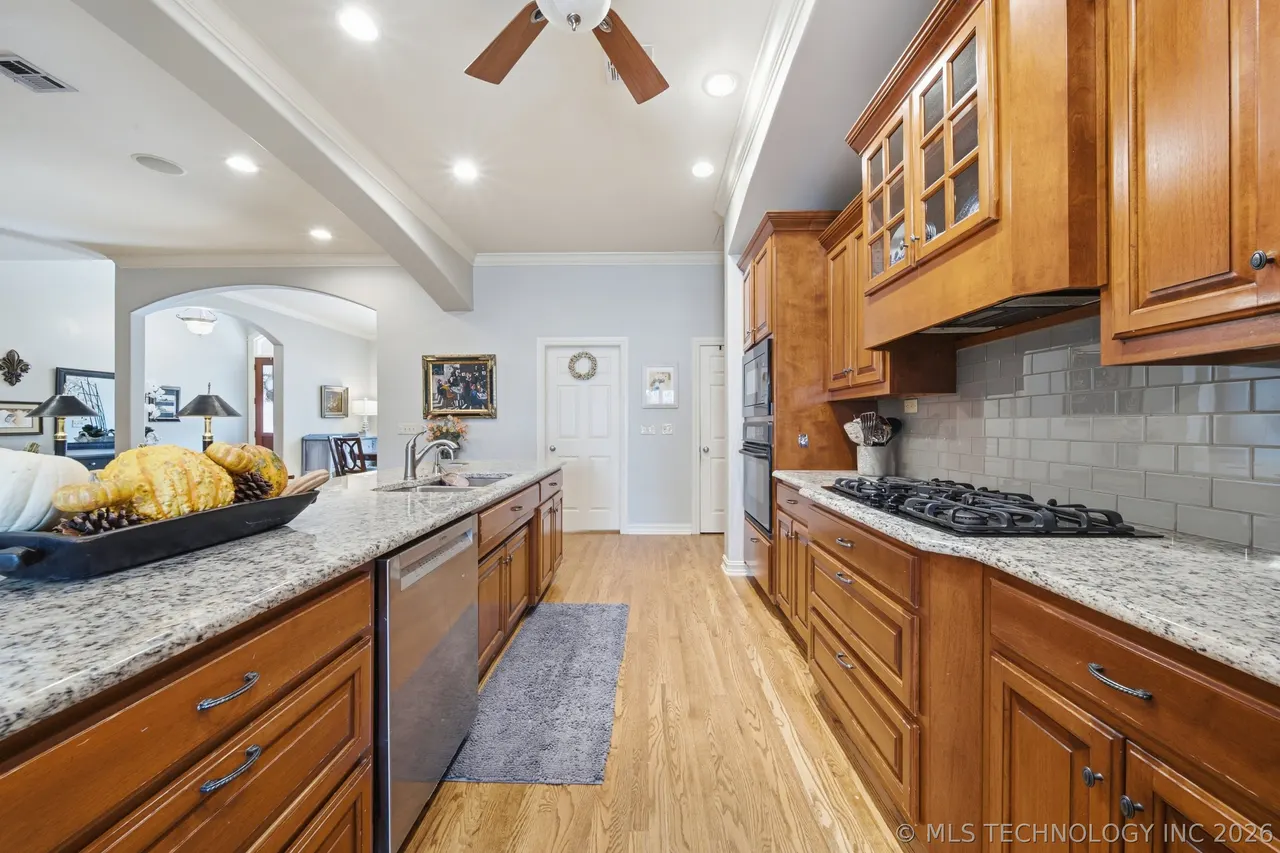 Photo 15 — 8707 E 104th Street S, Tulsa, OK 74133