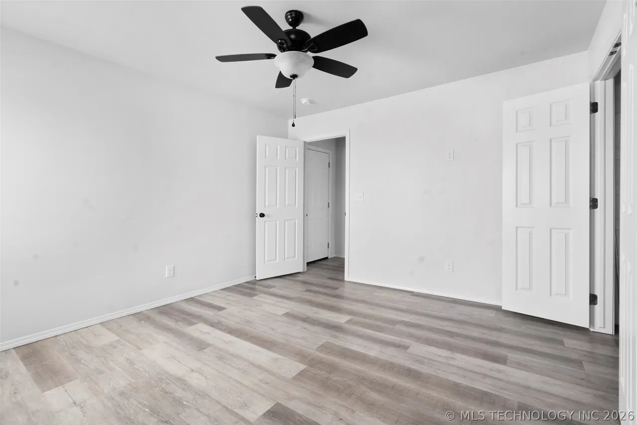 Photo 9 — 525 W Clay Street, Chouteau, OK 74337