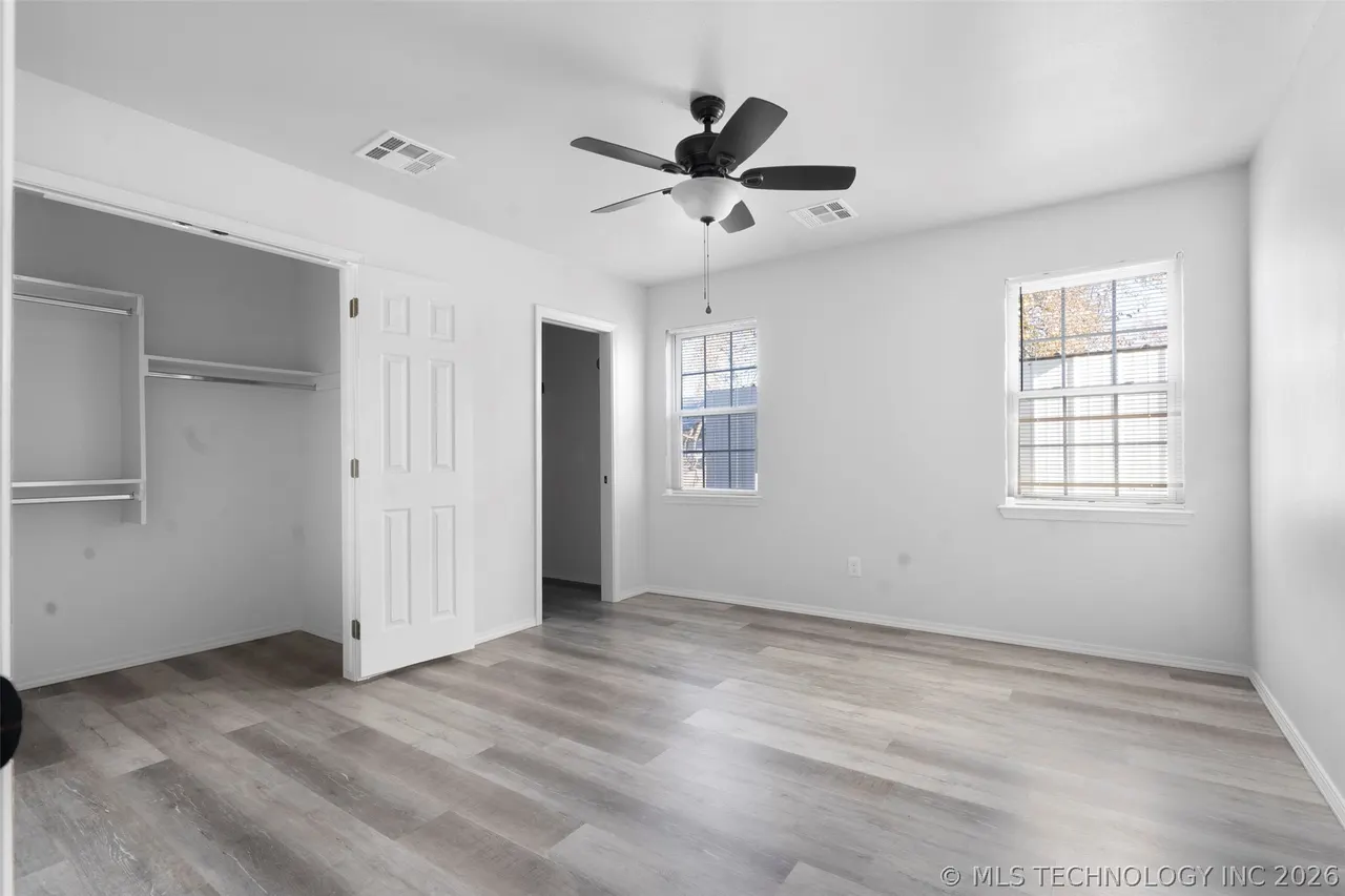 Photo 7 — 525 W Clay Street, Chouteau, OK 74337