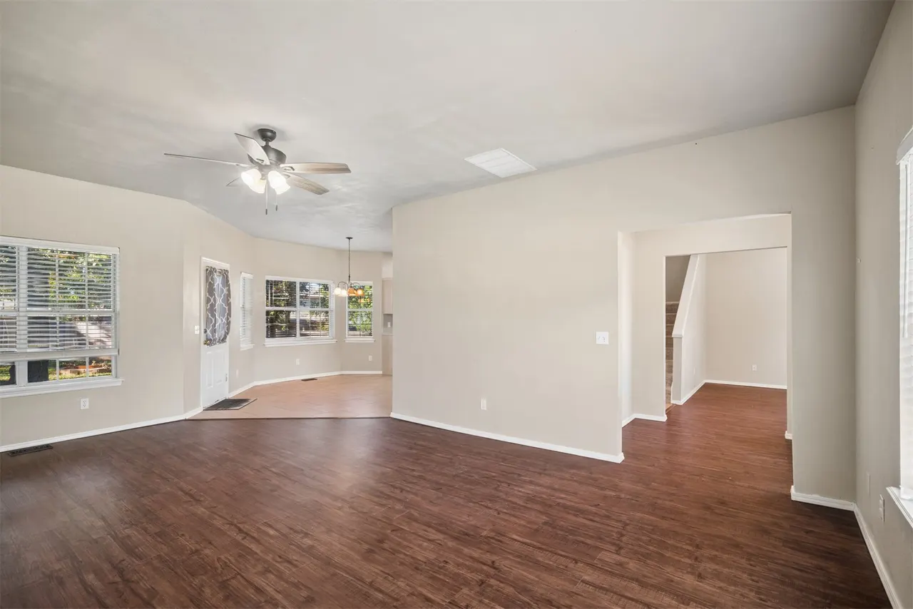 Photo 10 — 3726 S Rolling Oaks Drive, Tulsa, OK 74107