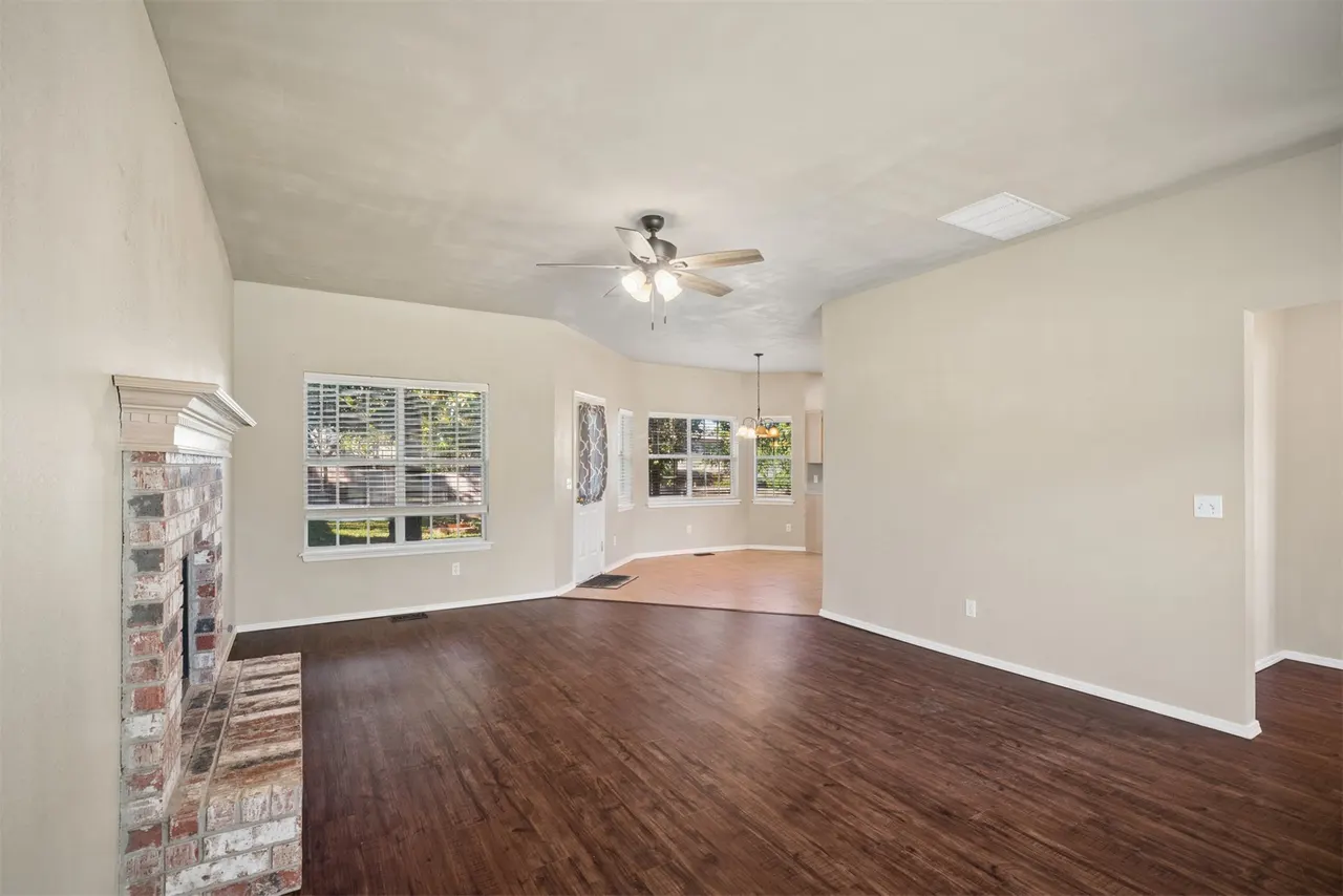 Photo 11 — 3726 S Rolling Oaks Drive, Tulsa, OK 74107