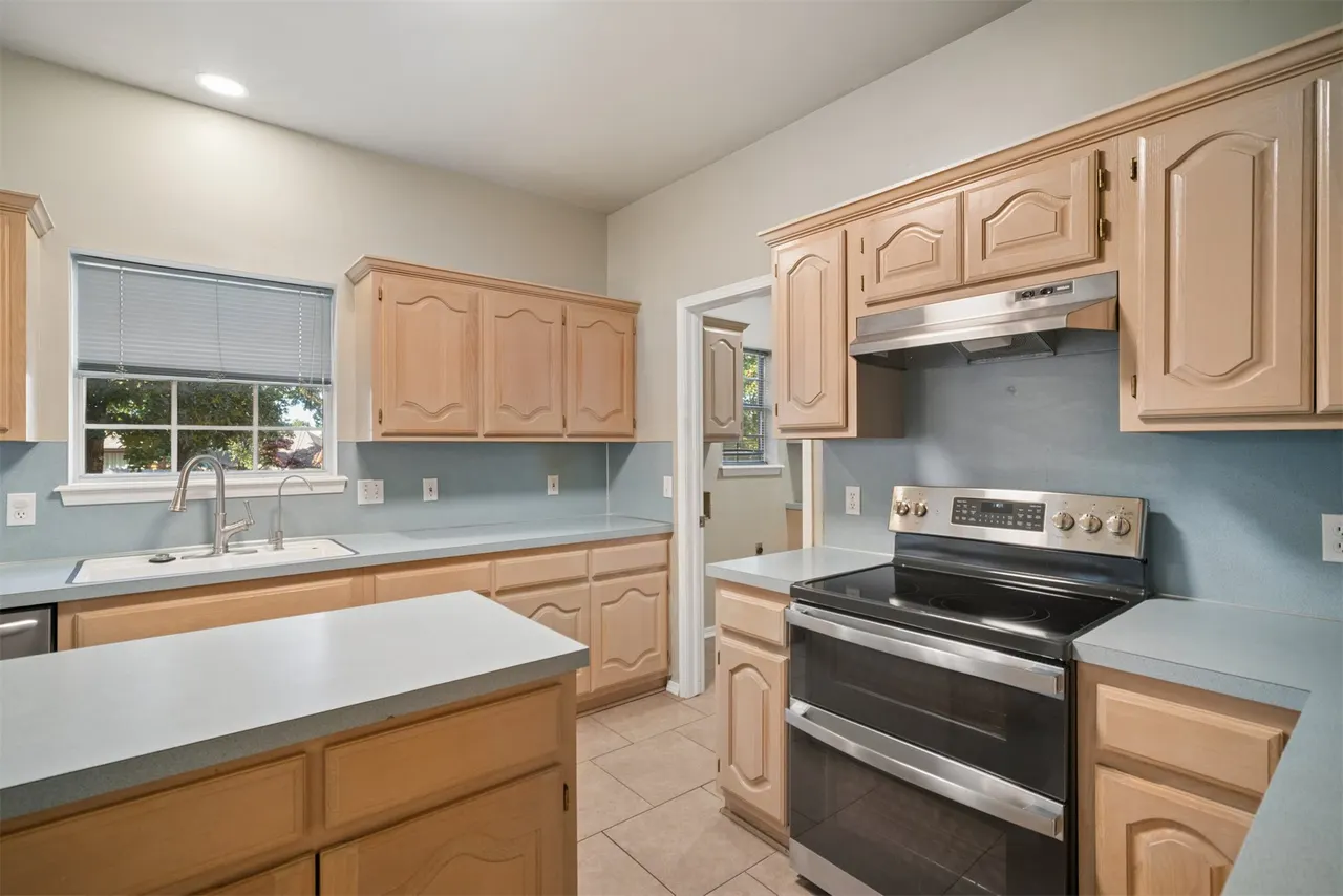 Photo 20 — 3726 S Rolling Oaks Drive, Tulsa, OK 74107