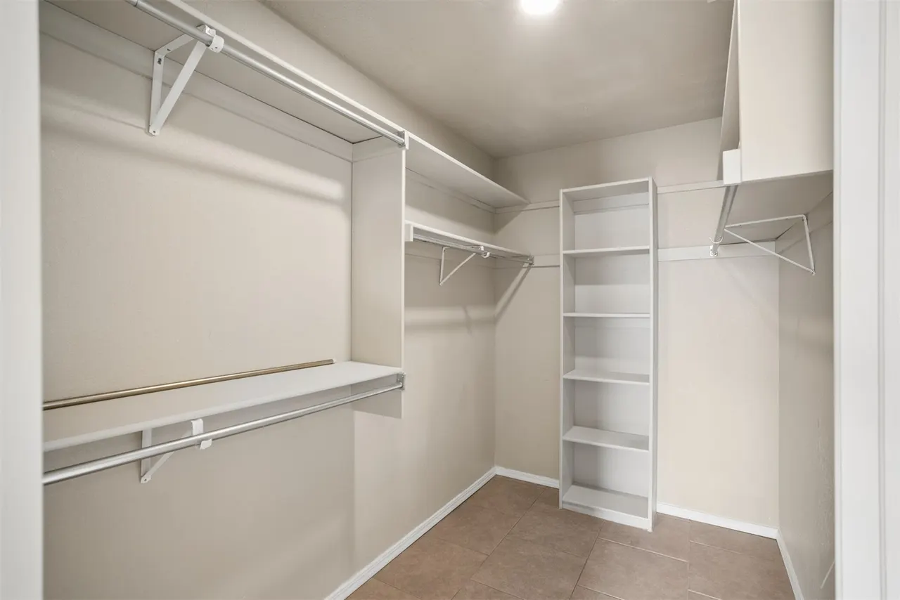 Photo 36 — 3726 S Rolling Oaks Drive, Tulsa, OK 74107