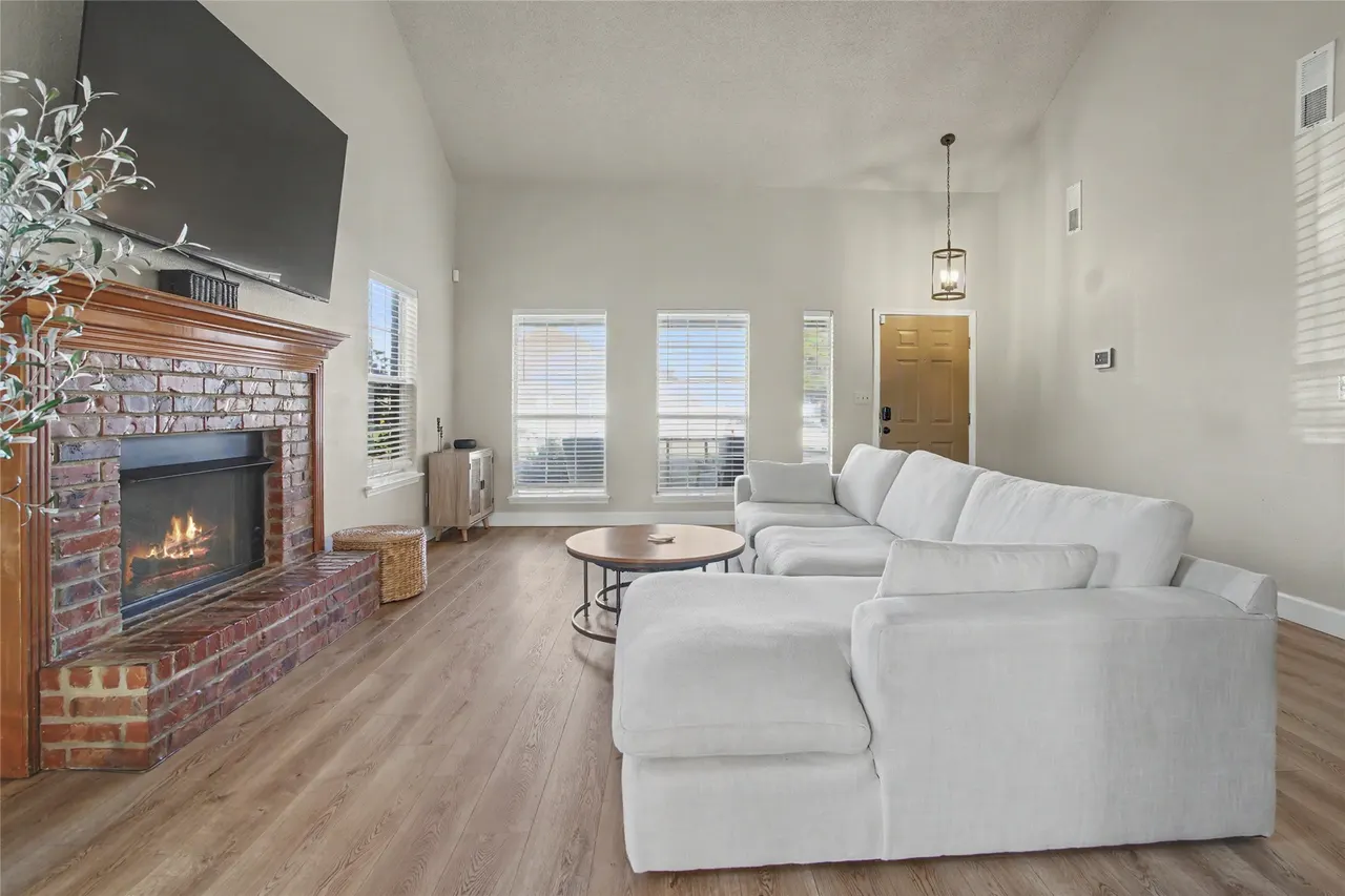 Photo 4 — 7909 N 127th EastAvenue, Owasso, OK 74055