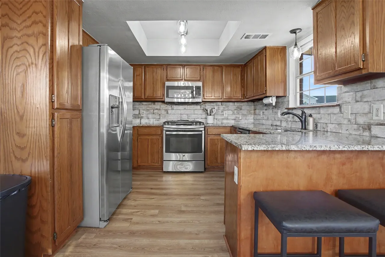 Photo 7 — 7909 N 127th EastAvenue, Owasso, OK 74055