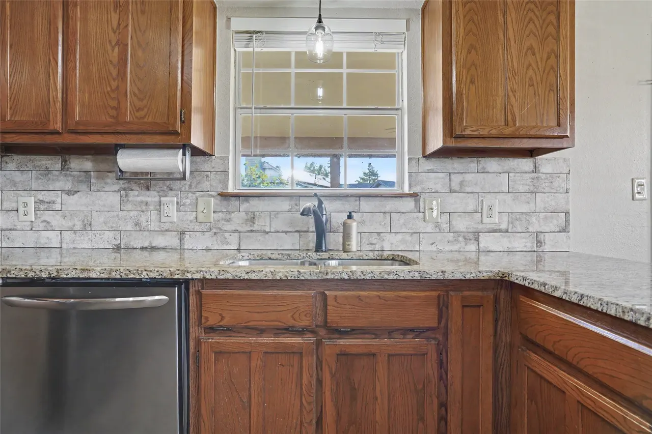 Photo 9 — 7909 N 127th EastAvenue, Owasso, OK 74055