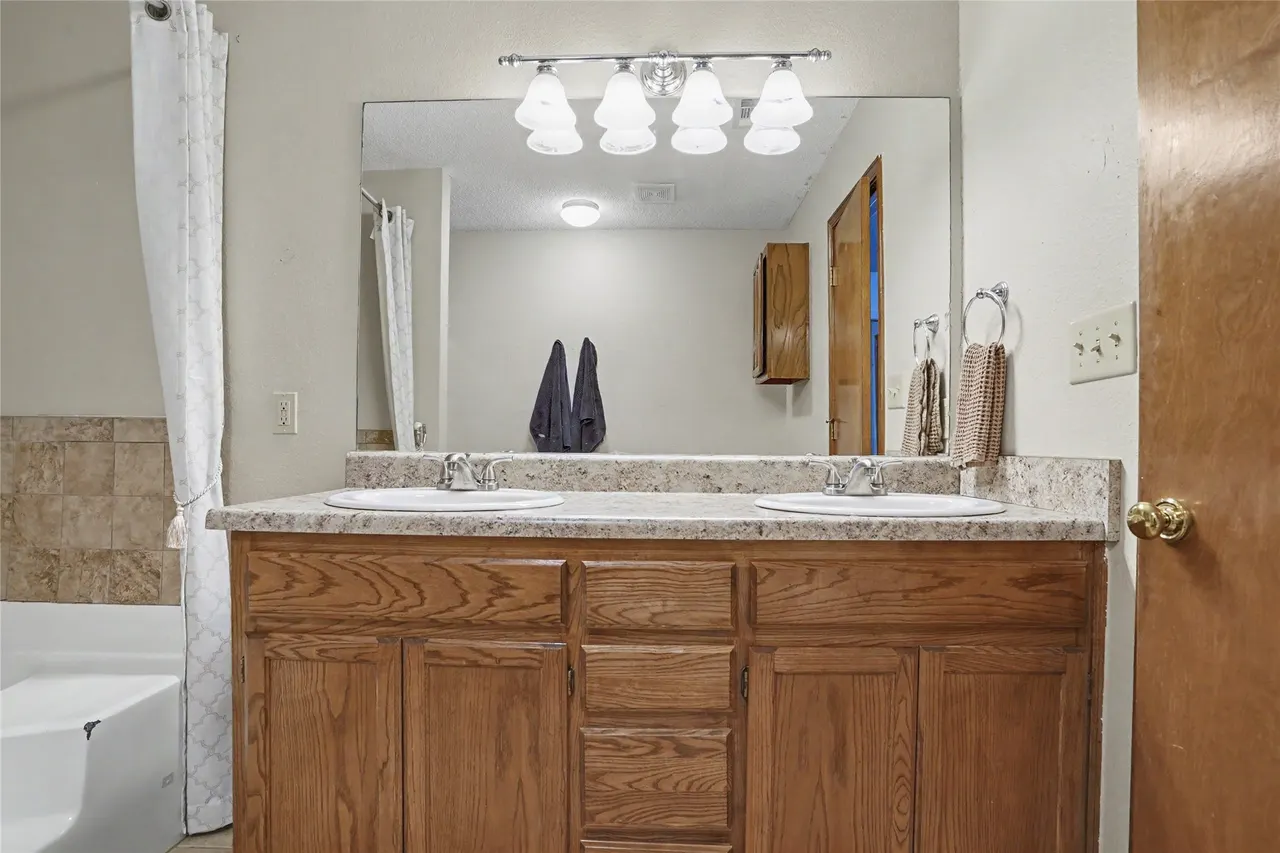 Photo 15 — 7909 N 127th EastAvenue, Owasso, OK 74055