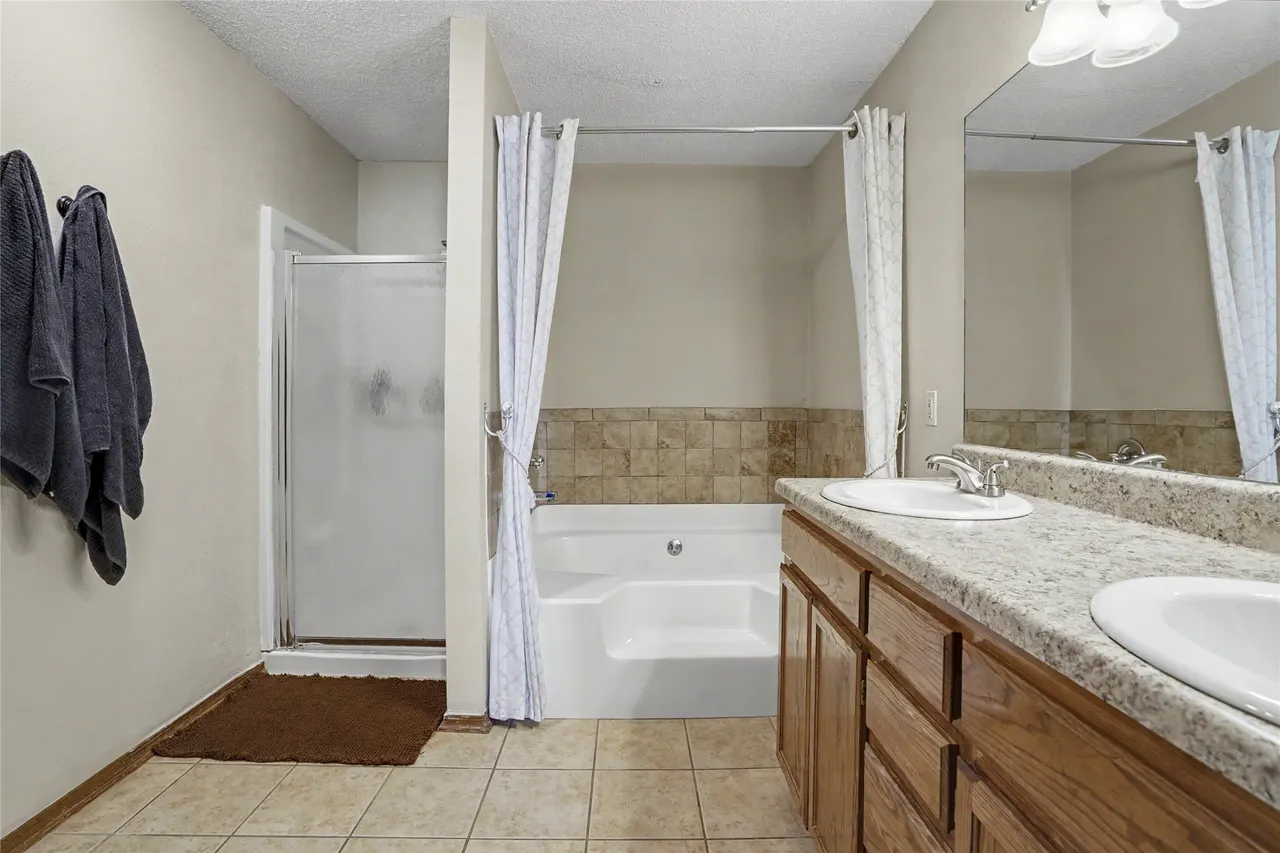 Photo 14 — 7909 N 127th EastAvenue, Owasso, OK 74055
