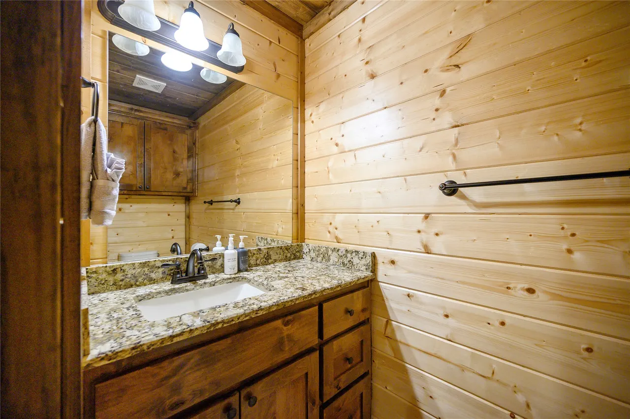 Photo 33 — 161 Lucian Sorrel, Broken Bow, OK 74728