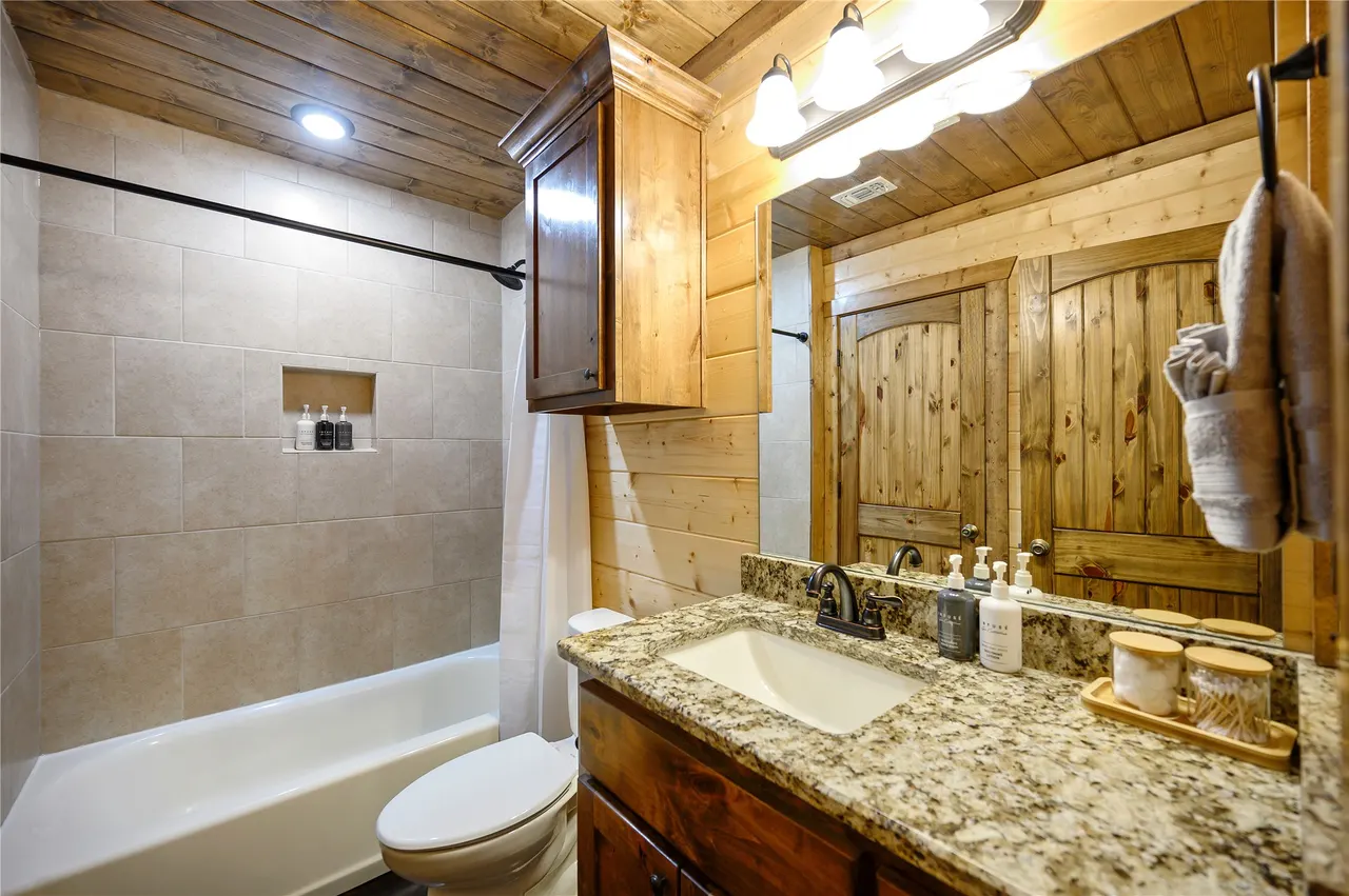 Photo 19 — 161 Lucian Sorrel, Broken Bow, OK 74728