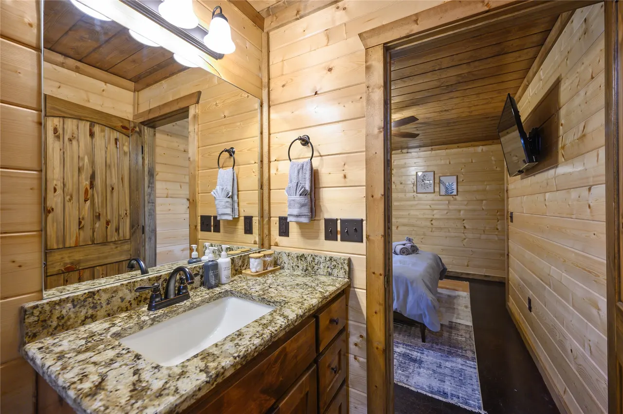 Photo 20 — 161 Lucian Sorrel, Broken Bow, OK 74728