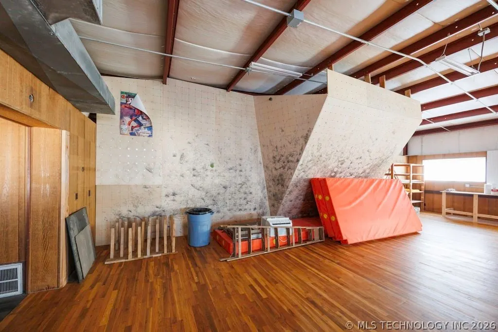 Photo 30 — 218 S Creek Avenue, Bartlesville, OK 74003