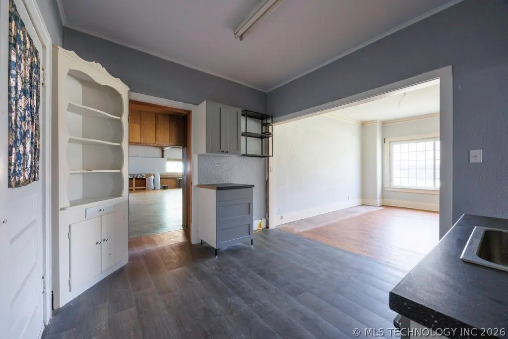Photo 10 — 218 S Creek Avenue, Bartlesville, OK 74003
