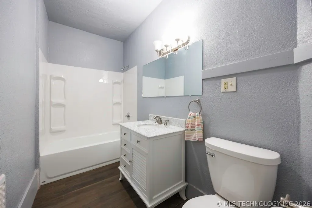 Photo 15 — 218 S Creek Avenue, Bartlesville, OK 74003