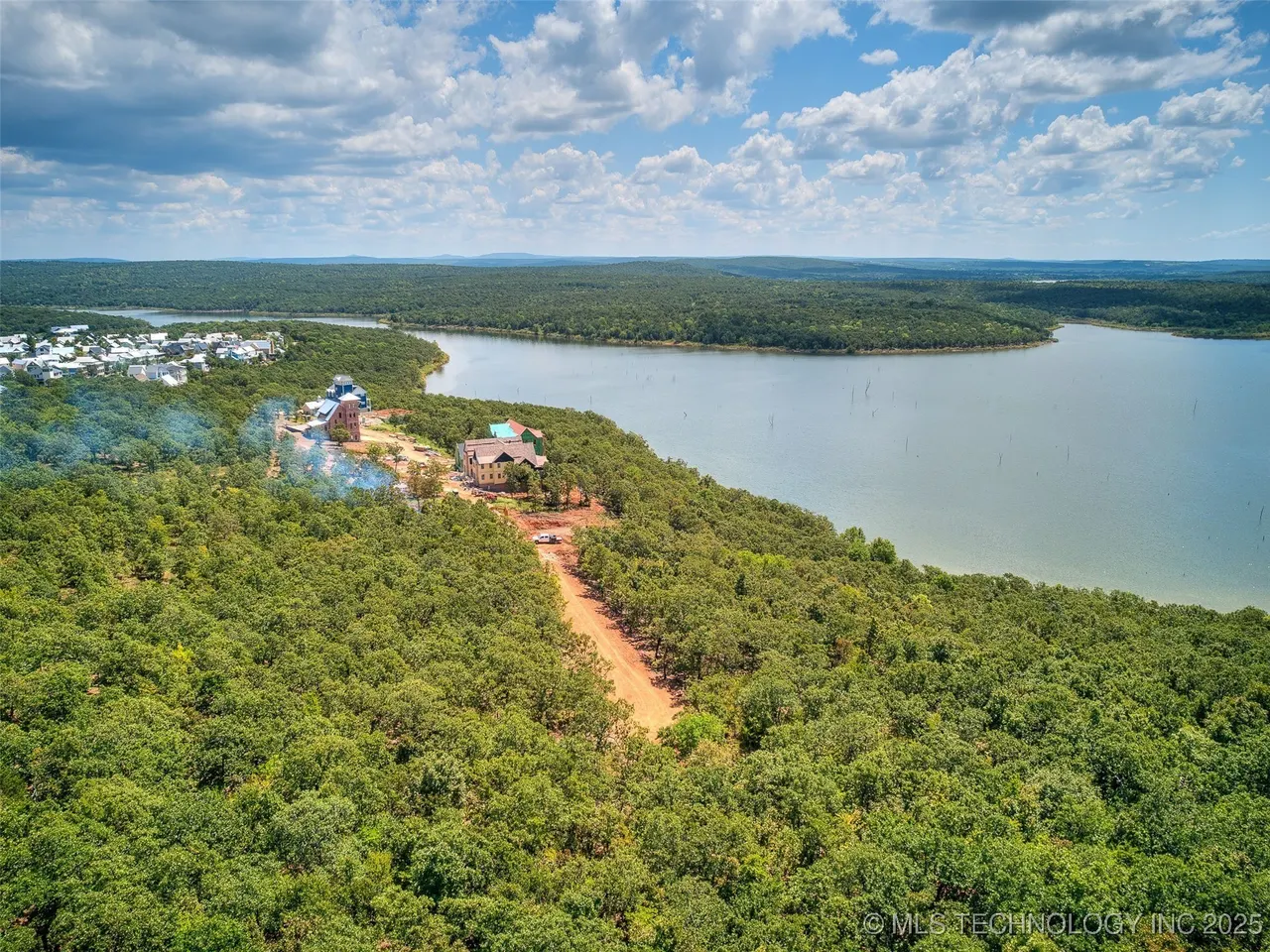 Photo 10 — 115 Lower Greenway, Carlton Landing, OK 74432