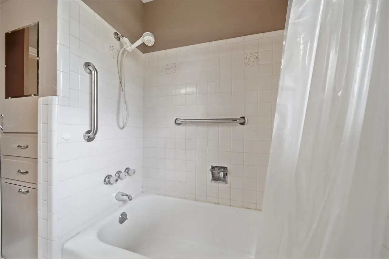 Photo 33 — 1250 S 103rd EastAvenue, Tulsa, OK 74128