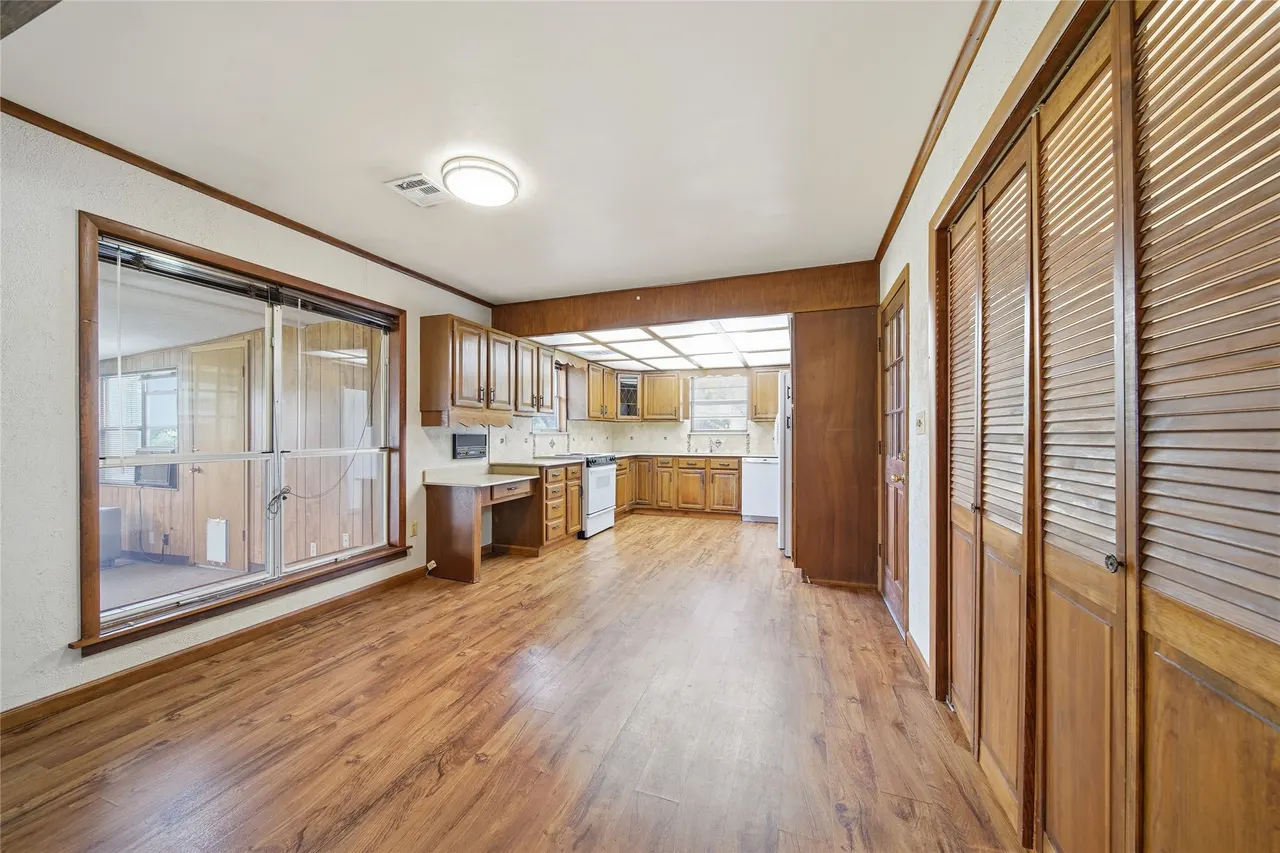Photo 18 — 1250 S 103rd EastAvenue, Tulsa, OK 74128