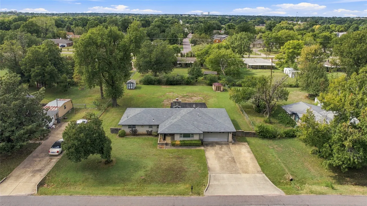 Photo 2 — 1250 S 103rd EastAvenue, Tulsa, OK 74128